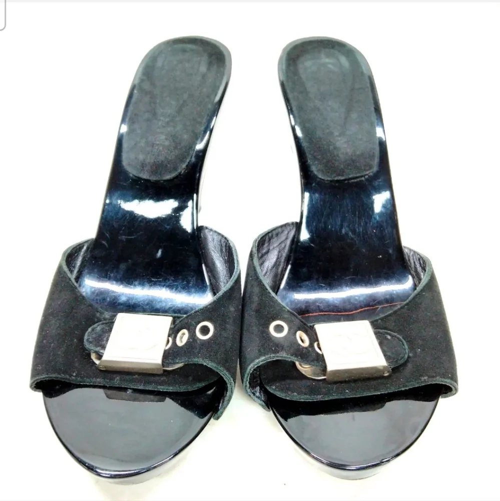Chanel Sandals Women Black Suede